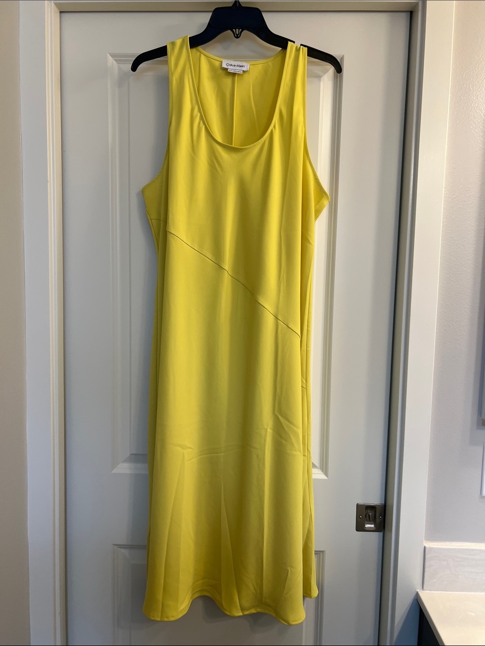 Calvin Klein Bright Yellow Sleeveless Scoop Neck Shift Dress